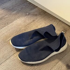 Vince Navy Blue Slip-On Sneakers